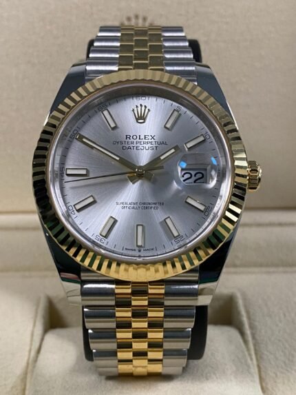 Rolex Datejust 41 - 2024 - Silver Index Dial - 126333 *FULL SET*