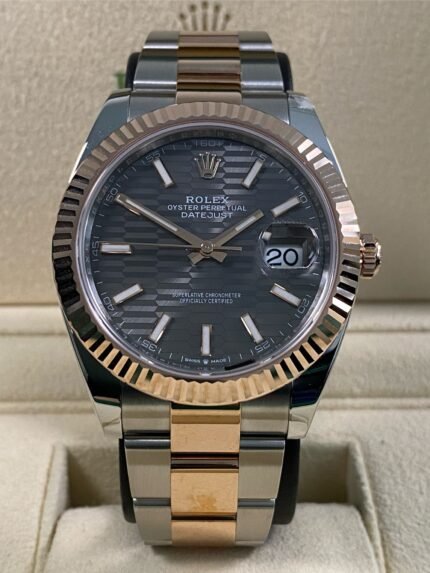 Rolex Datejust 41 - 2024 - Grey Fluted-Motif Dial - 126331 *FULL SET*