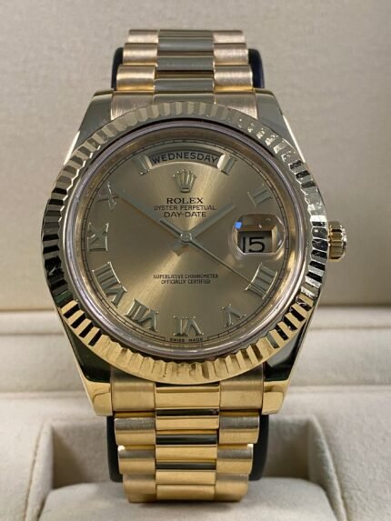 Rolex Day-Date II - 2010 - Champagne Roman Dial - 218238