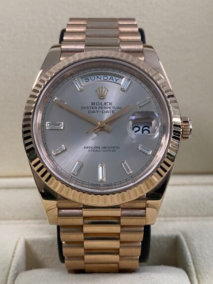 Rolex Day-Date 40 - 2019 - Sundust Baguette Diamond Dial - 228235 *FULL SET*