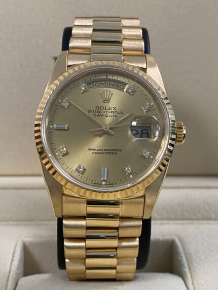 Rolex Day-Date 36 - 1990 - Champagne Diamond Dial Spanish Day Wheel - 18238 *FULL SET*