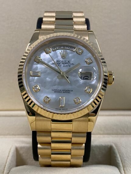 Rolex Day-Date 36 -2006 - Mother-of-Pearl Diamond Dial - 118238 *FULL SET*