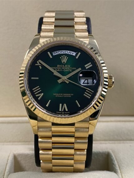 Rolex Day-Date 36 - 2025 - Green Ombre Dial - 128238 *FULL SET*